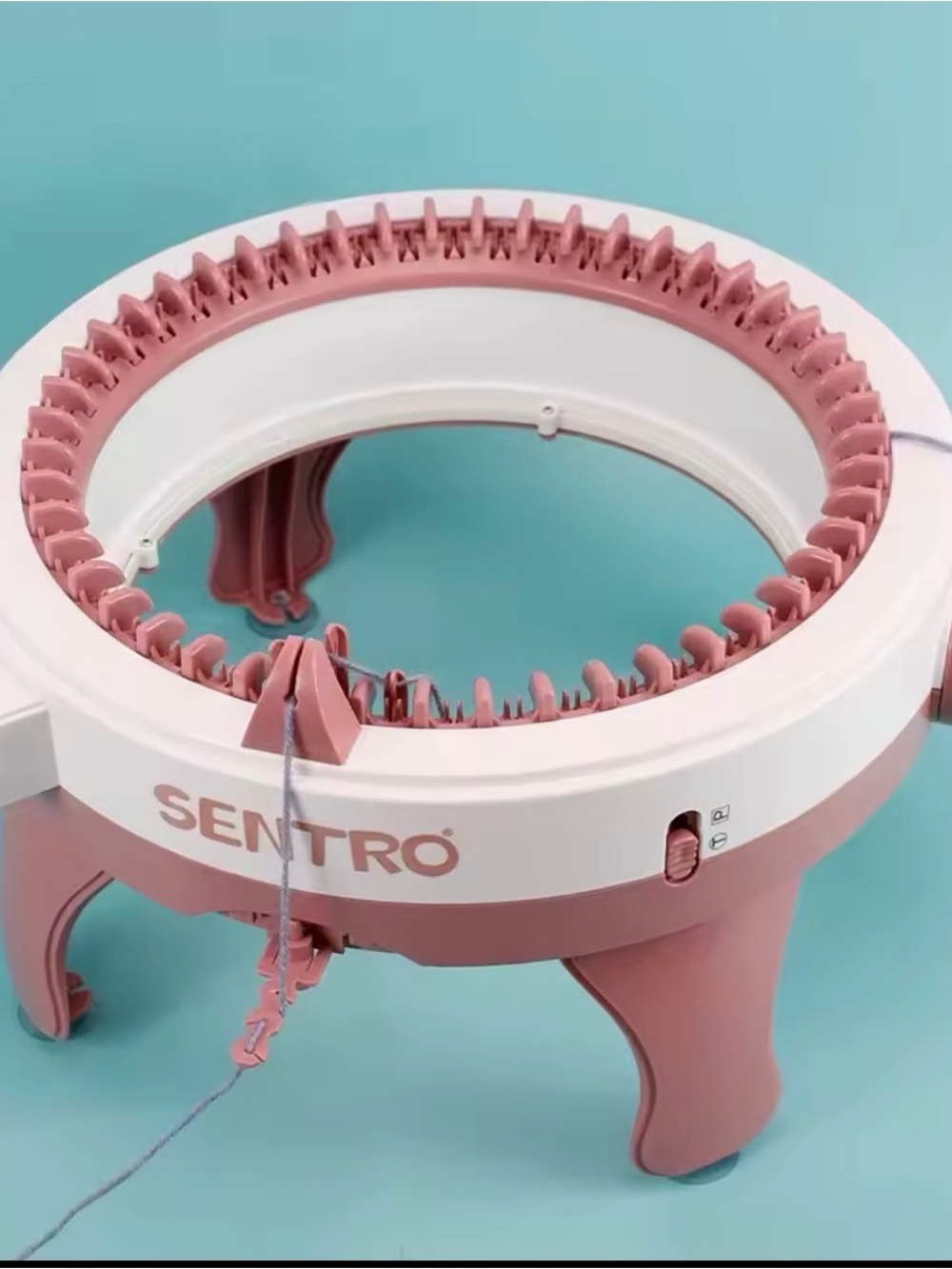 Sentro Knitting Machine, 40 Needles Knitting Loom Machine